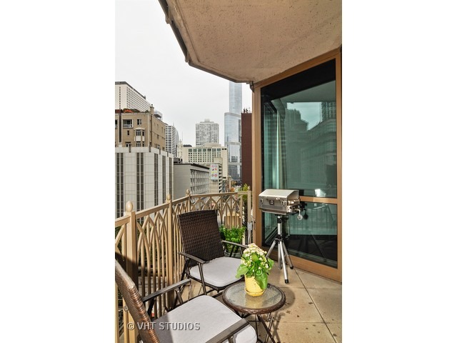 21 E Huron St #805, Chicago, IL 60611 photo 19