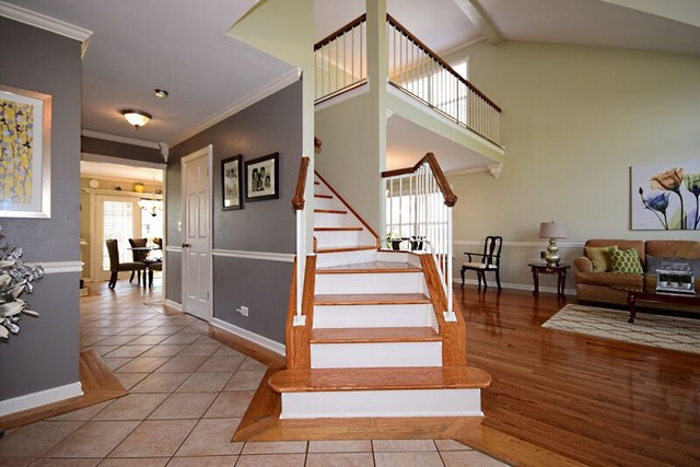 1334 Paddock Pl, Bartlett, IL 60103 photo 2