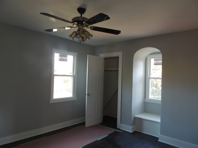 668 Addison St, Elgin, IL 60120 photo 9
