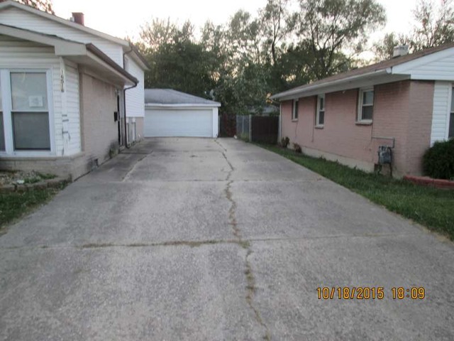 16516 Marshfield Ave, Markham, IL 60428 photo 3