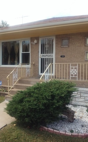 9732 S Torrence Ave, Chicago, IL 60617 photo 2