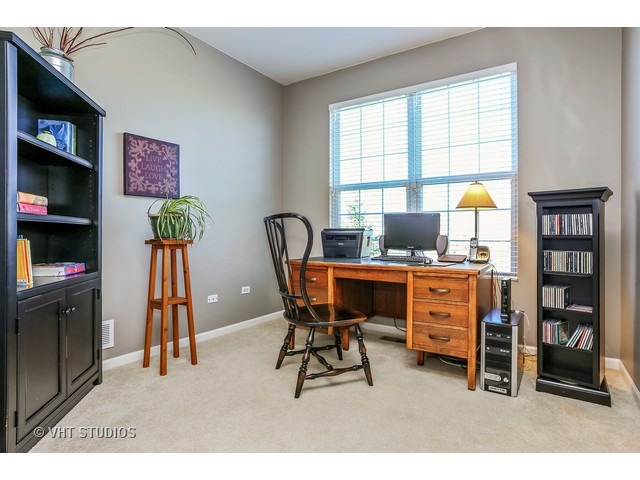 2500 Harvest Vly, Elgin, IL 60124 photo 13