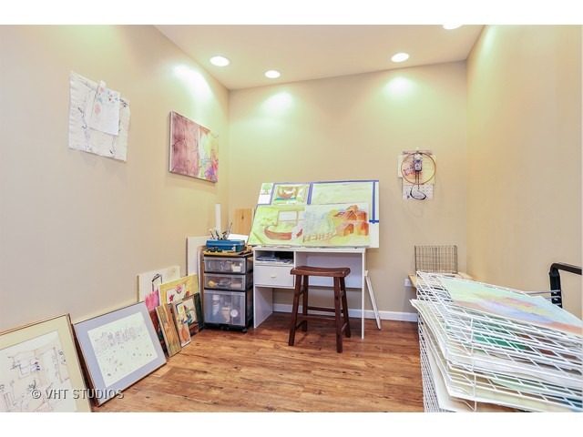 2500 Harvest Vly, Elgin, IL 60124 photo 20