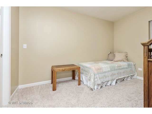 2500 Harvest Vly, Elgin, IL 60124 photo 19