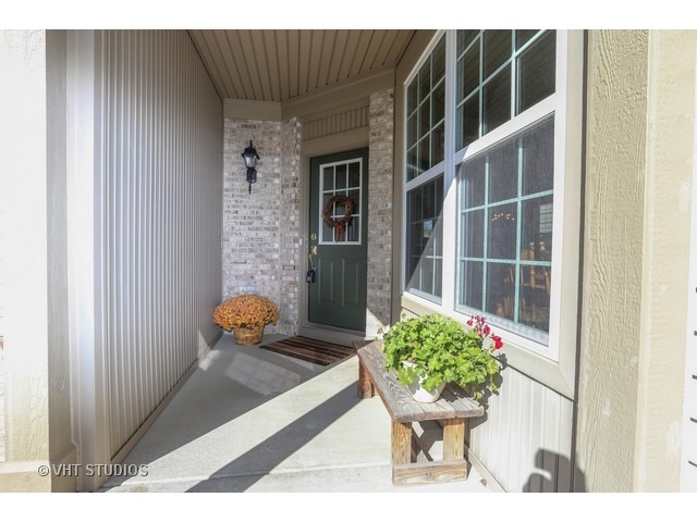 2500 Harvest Vly, Elgin, IL 60124 photo 5