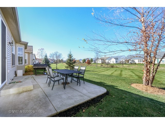 2500 Harvest Vly, Elgin, IL 60124 photo 22