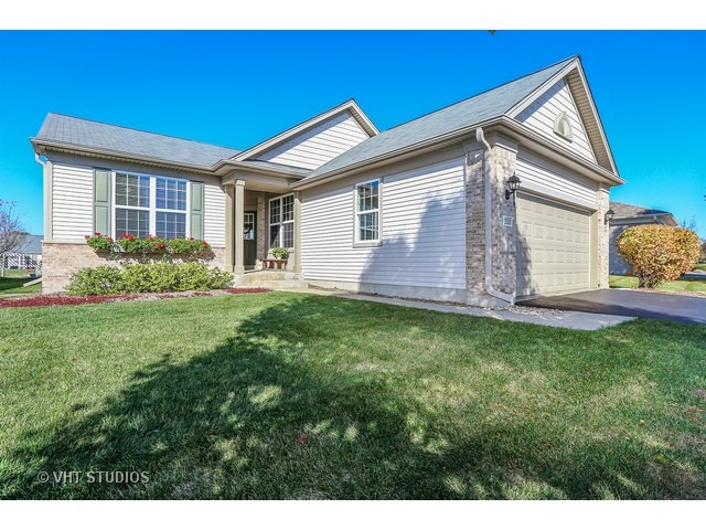 2500 Harvest Vly, Elgin, IL 60124 photo 1