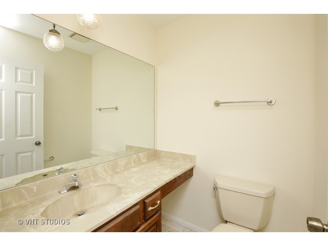 1415 Michelline, Hoffman Estates, IL 60192 photo 17