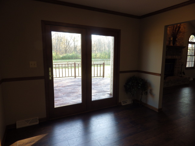 210 Deerhaven Dr, Minooka, IL 60447 photo 8