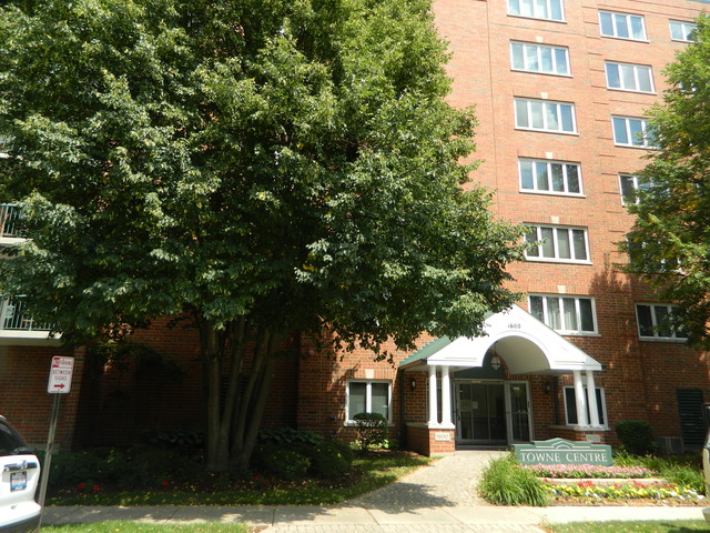 1600 E Thacker St #303, Des Plaines, IL 60016 photo 1