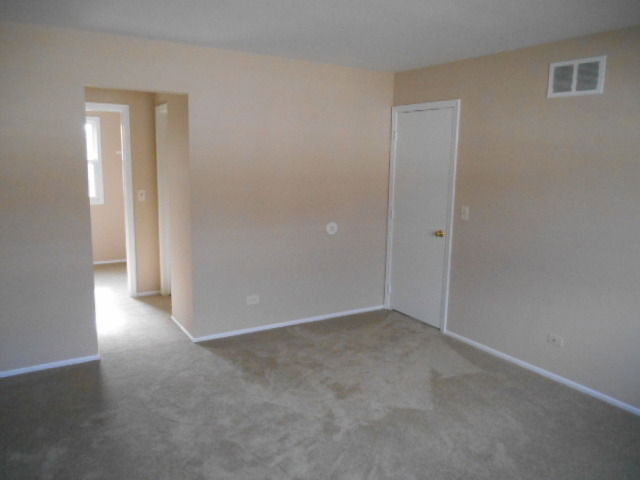 831 Minnesota Cir, Carol Stream, IL 60188 photo 16