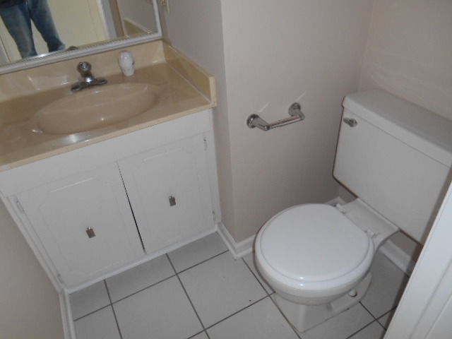 831 Minnesota Cir, Carol Stream, IL 60188 photo 11