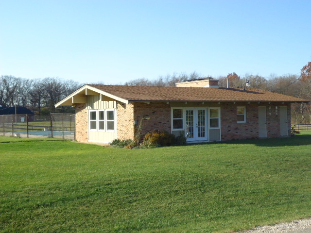 1620 Ranch Dr, Mchenry, IL 60051 photo 3