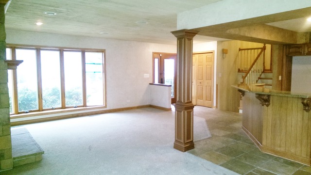 2001 Eastview Dr, Des Plaines, IL 60018 photo 6
