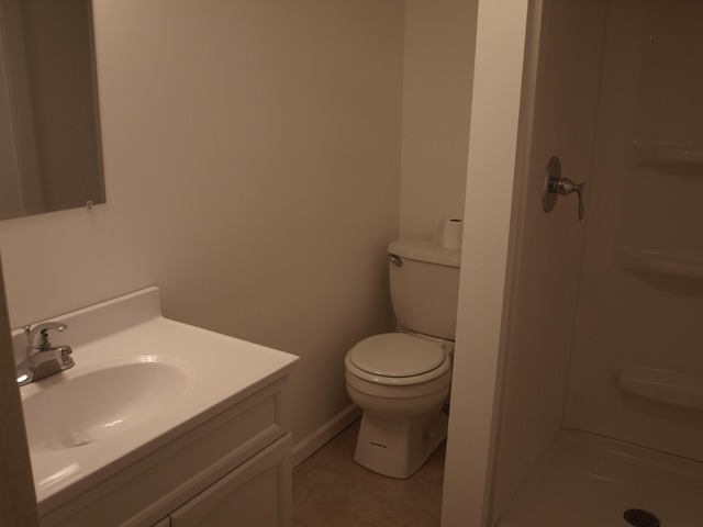 527 W Dowell Rd, Mchenry, IL 60051 photo 22