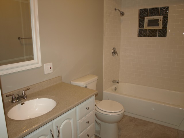 527 W Dowell Rd, Mchenry, IL 60051 photo 19