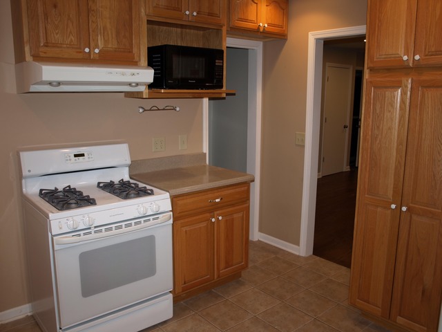 527 W Dowell Rd, Mchenry, IL 60051 photo 12