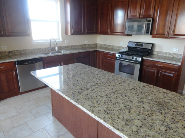 3002 Cookson Ave, Elgin, IL 60124 photo 3