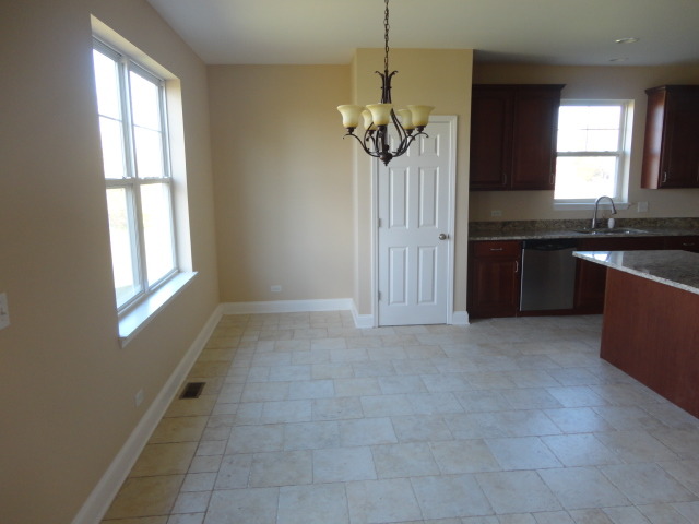 3002 Cookson Ave, Elgin, IL 60124 photo 6