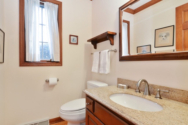 3735 Maple Ave, Northbrook, IL 60062 photo 13