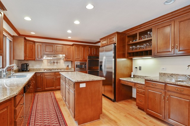 3735 Maple Ave, Northbrook, IL 60062 photo 6