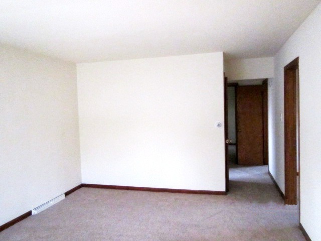 1533 N Wolf Rd, Berkeley, IL 60163 photo 3
