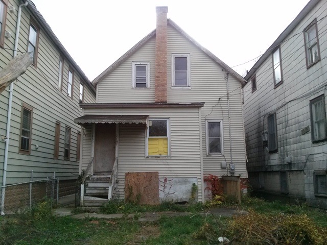 2808 E 93rd St, Chicago, IL 60617 photo 3