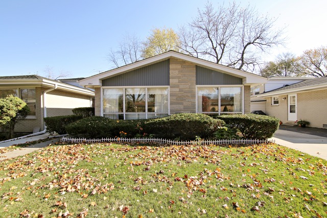 831 Long Rd, Glenview, IL 60025 photo 1