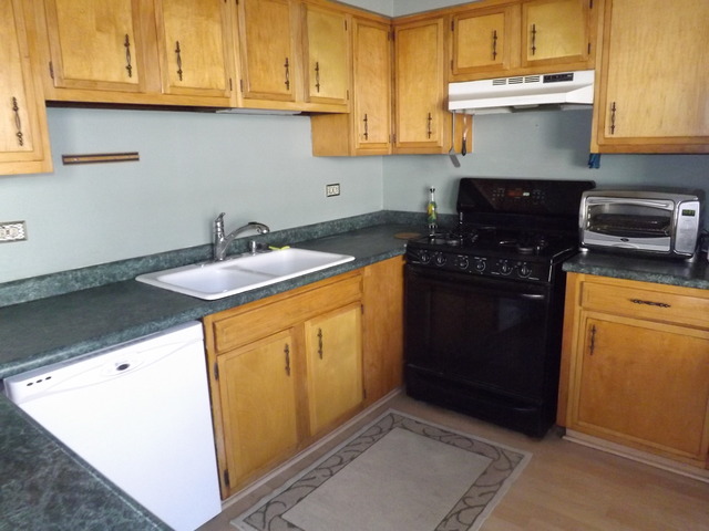 2214 Stratham Pl, Hoffman Estates, IL 60169 photo 5