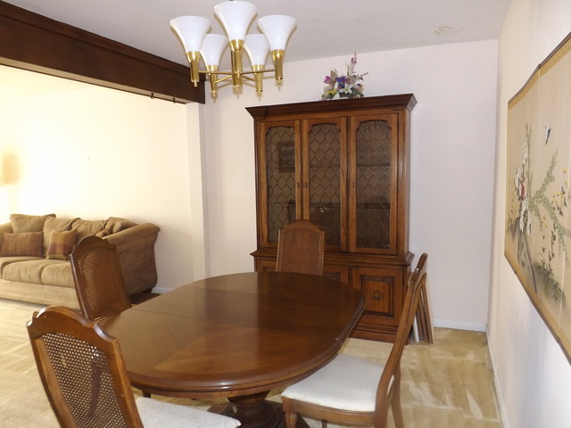 2214 Stratham Pl, Hoffman Estates, IL 60169 photo 4