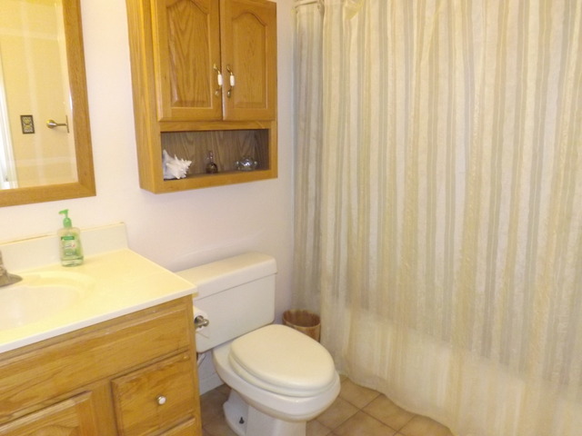 2214 Stratham Pl, Hoffman Estates, IL 60169 photo 11