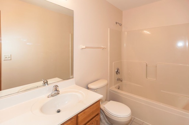 1706 Mountain Ridge Pass, Plainfield, IL 60586 photo 13
