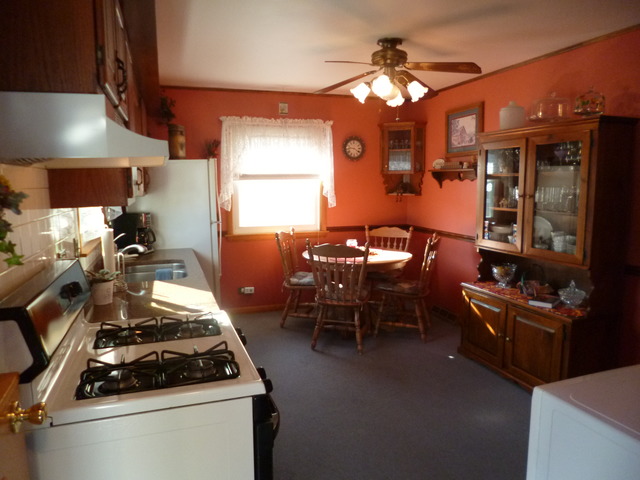 3219 Halsted St, Steger, IL 60475 photo 6