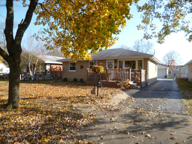 3219 Halsted St, Steger, IL 60475 photo 1