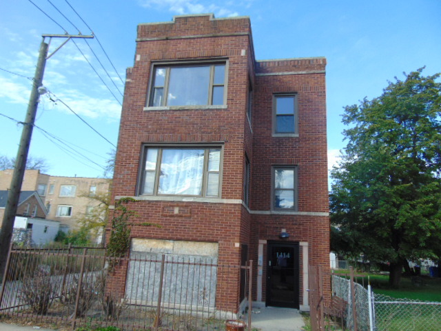 1414 E 70th St, Chicago, IL 60637 photo 1