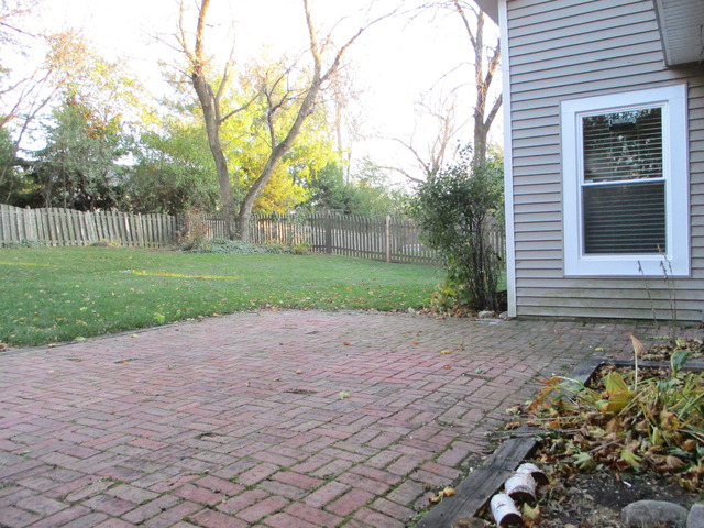 275 Hillhurst Dr, Cary, IL 60013 photo 23