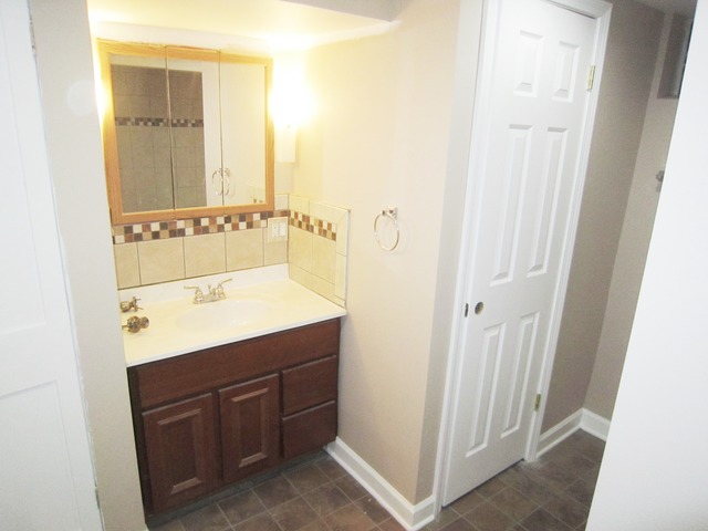 2313 S 10th Ave, Broadview, IL 60155 photo 16