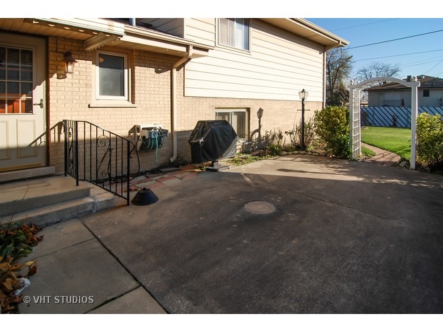 4405 Maple Ave, Brookfield, IL 60513 photo 13