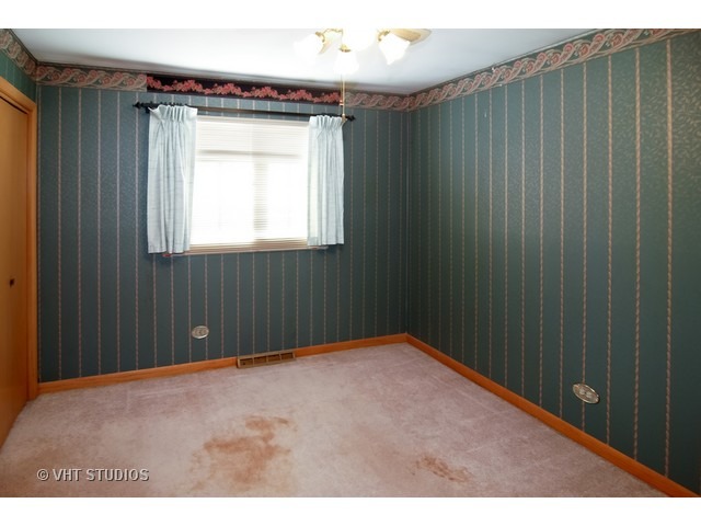 4405 Maple Ave, Brookfield, IL 60513 photo 9