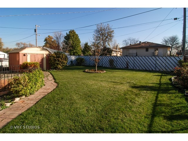 4405 Maple Ave, Brookfield, IL 60513 photo 2