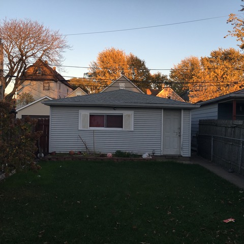 Undisclosed, Chicago, IL 60617 photo 3
