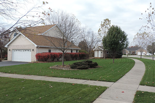 321 Brynn Dr, Manhattan, IL 60442 photo 2