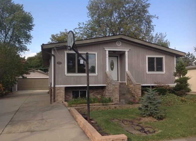 612 N Highview Ave, Addison, IL 60101 photo 1