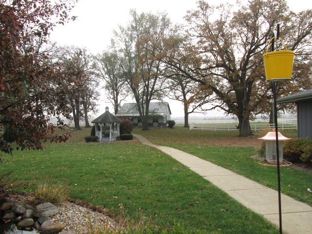 2525 E Mcardle Rd, Mazon, IL 60444 photo 3
