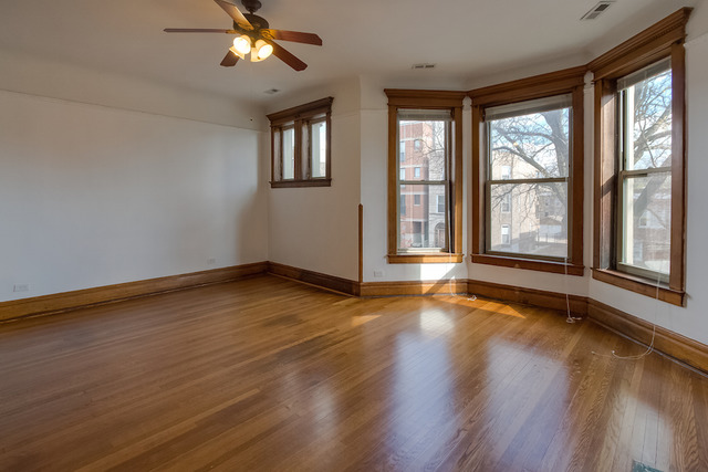 4828 S Champlain Ave, Chicago, IL 60615 photo 16