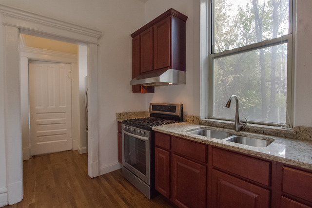 4828 S Champlain Ave, Chicago, IL 60615 photo 11