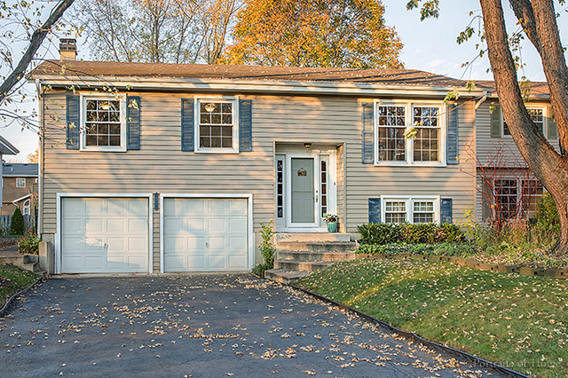 1501 Dawes Ave, Wheaton, IL 60189 photo 1
