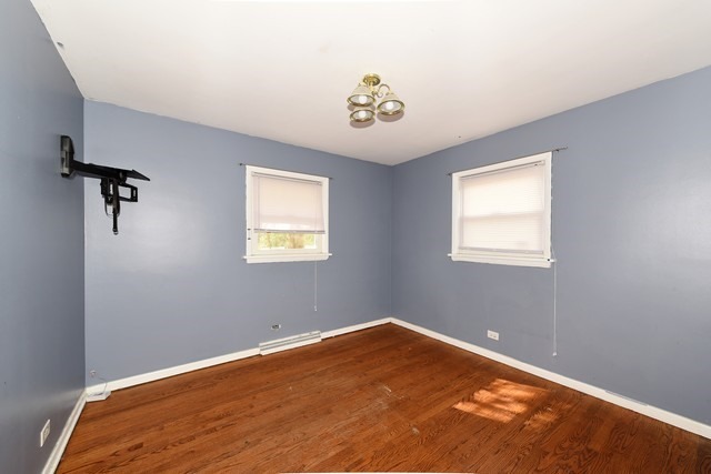 362 E St Charles Rd, Elmhurst, IL 60126 photo 18