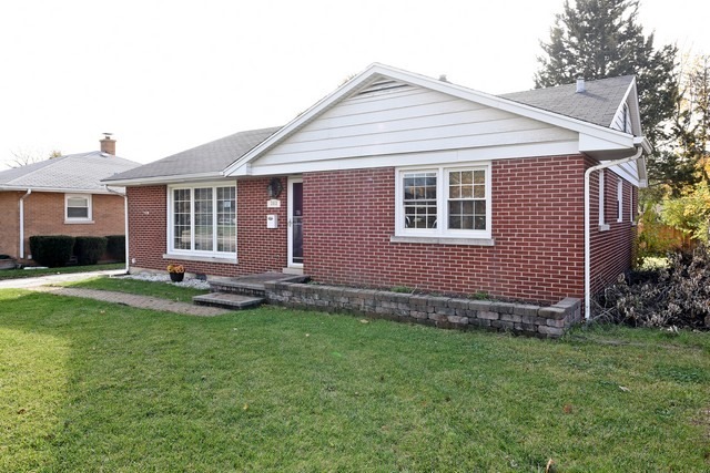 362 E St Charles Rd, Elmhurst, IL 60126 photo 25