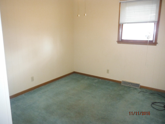 320 4th St, Mc Nabb, IL 61335 photo 8